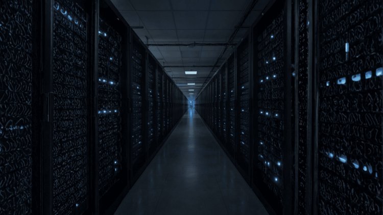 Scaling Software: From 100 Users to 1 Million